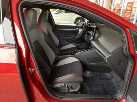 2026 Volkswagen Golf GTI Autobahn