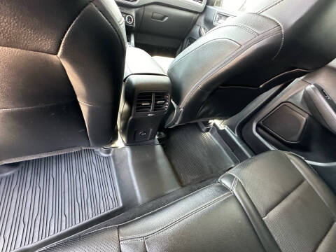 2022 Ford Escape SEL