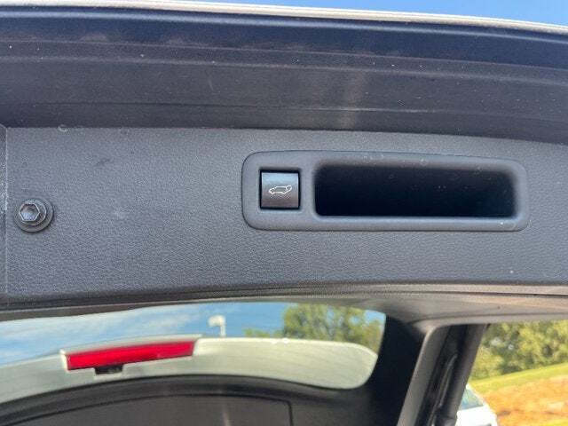 2023 Toyota Highlander 16