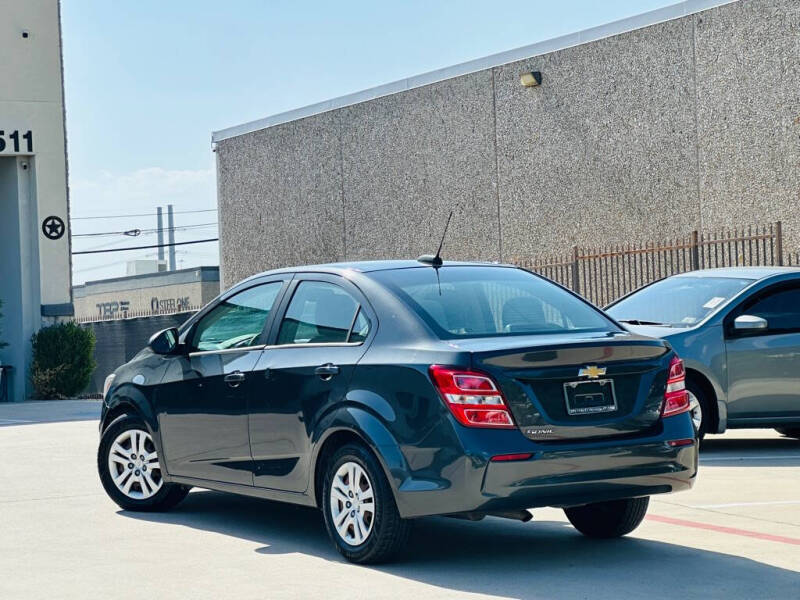 2020 Chevrolet Sonic LS