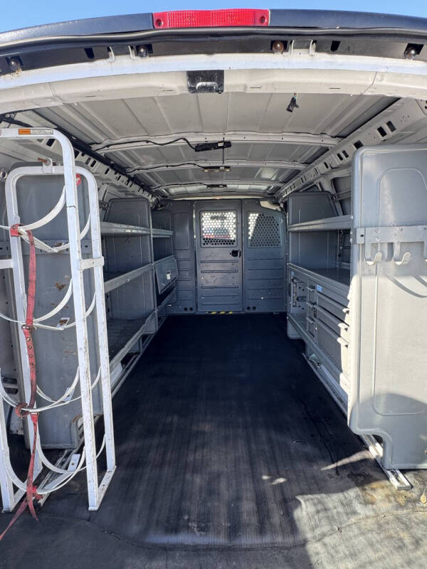 2016 GMC Savana 3500