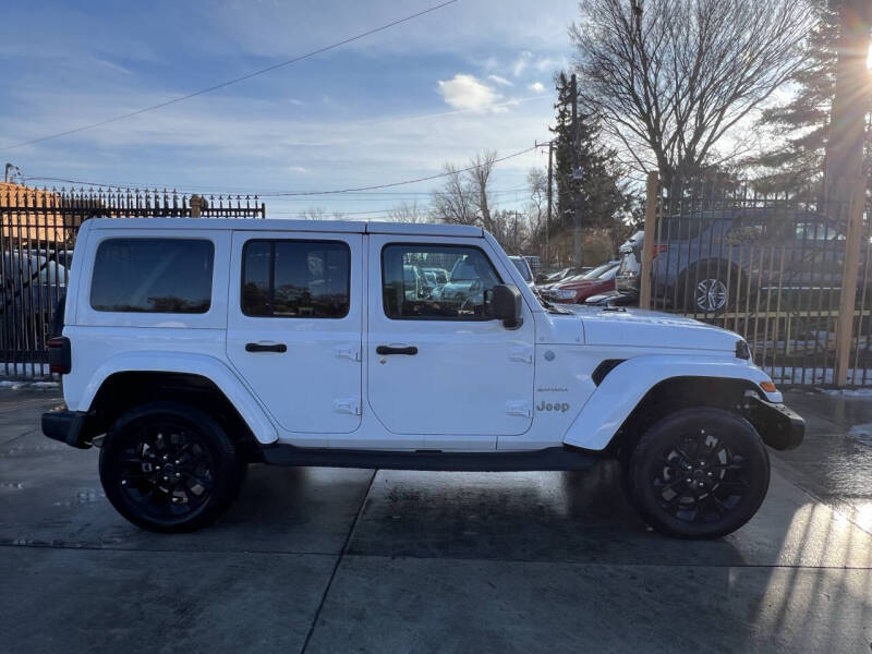 2024 Jeep Wrangler Sahara 4xe