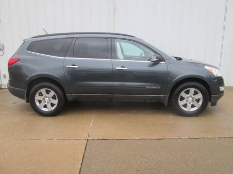 2009 Chevrolet Traverse for sale at Parkway Motors in Osage Beach MO