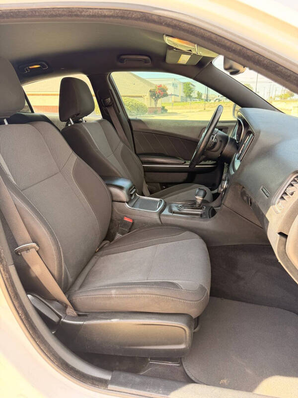 2015 Dodge Charger SXT