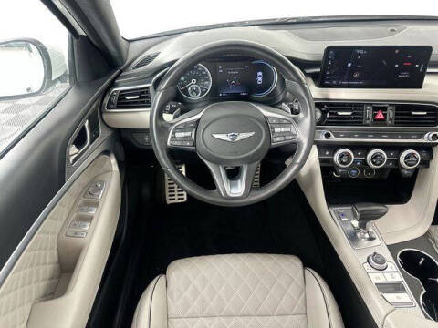 2023 Genesis G70