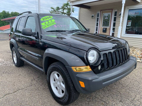 2006 Jeep Liberty for sale at G & G Auto Sales in Steubenville OH