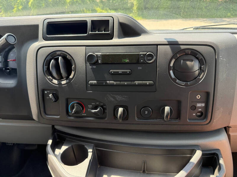 2014 Ford E-Series