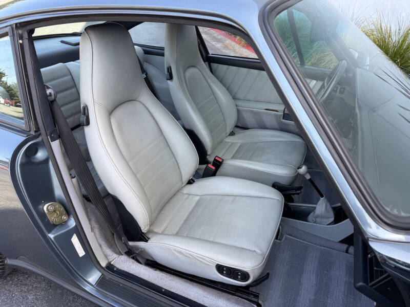 1988 Porsche 911 Carrera