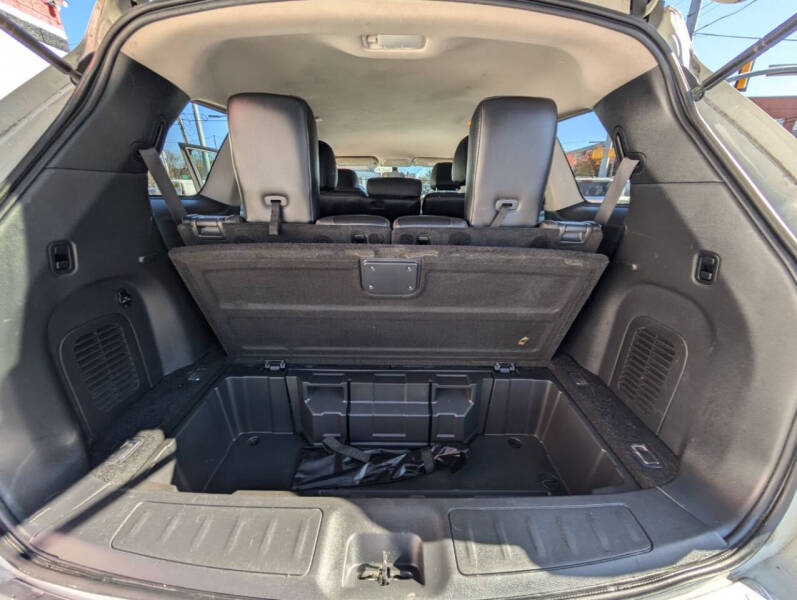 2017 Nissan Pathfinder S