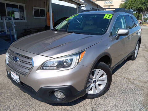 2016 Subaru Outback for sale at Auto Mercado in Clovis CA