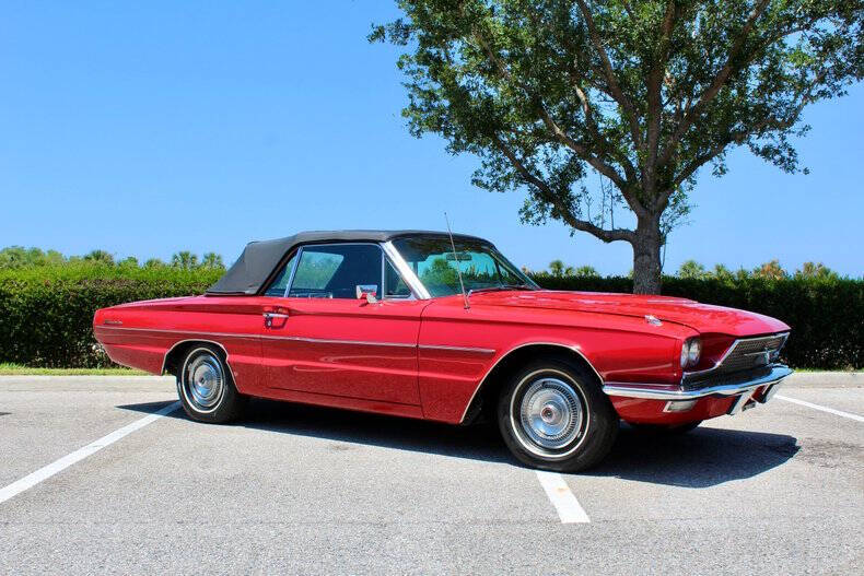 1966 Ford Thunderbird