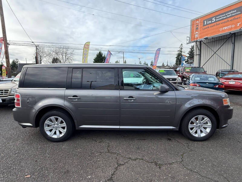 2010 Ford Flex SE