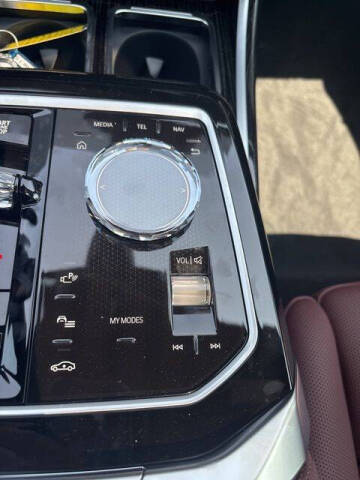 2025 BMW 7 Series 740i xDrive