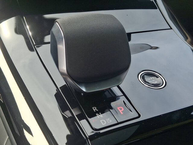 2026 Land Rover Range Rover Sport P400 Dynamic SE