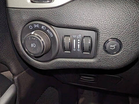 2017 Jeep Cherokee Overland