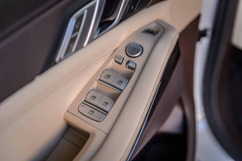 2019 BMW X7 xDrive40i