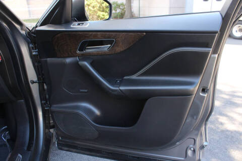 2017 Jaguar F-PACE S