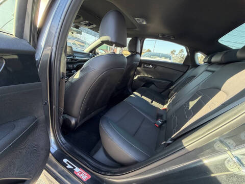 2021 Kia Forte GT Line