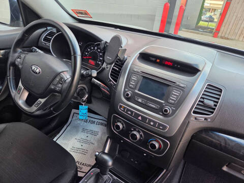 2015 Kia Sorento LX