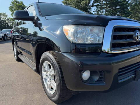 2013 Toyota Sequoia SR5