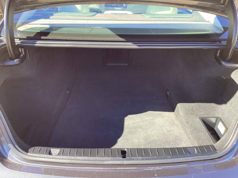 2017 BMW 7 Series 740i