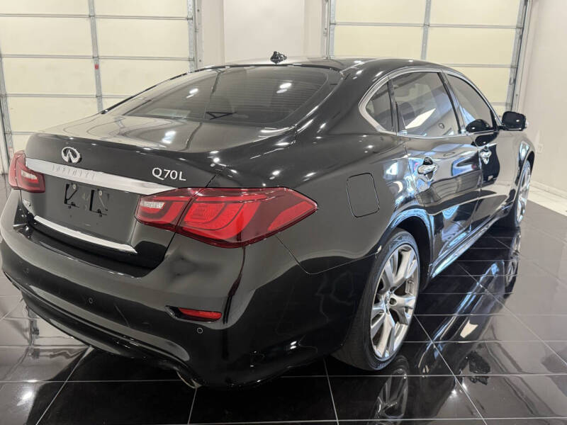 2015 Infiniti Q70L 3.7