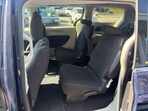2017 Chrysler Pacifica Touring