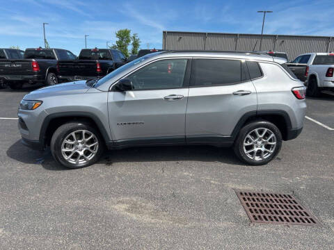 2023 Jeep Compass Latitude Lux
