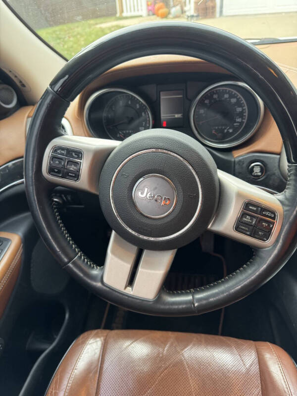 2013 Jeep Grand Cherokee Overland Summit