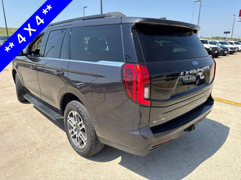 2025 Ford Expedition Active