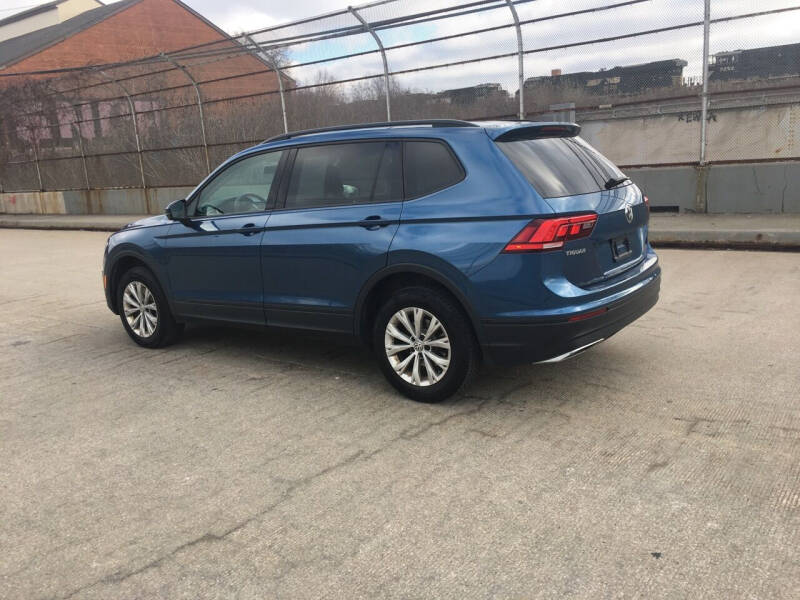 2019 Volkswagen Tiguan S photo 13