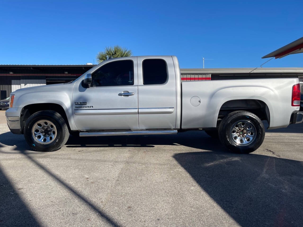 2012 GMC Sierra 1500 for sale at SMART CHOICE AUTO in Pasadena, TX