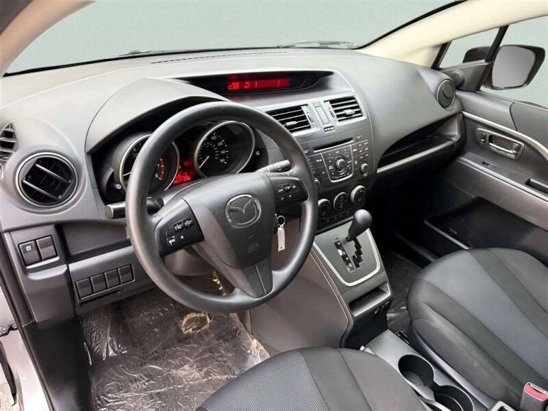 2015 Mazda MAZDA5 Sport