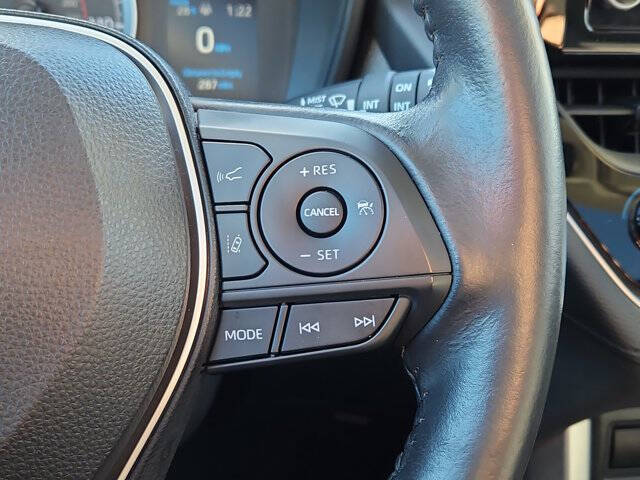 2022 Toyota Corolla Cross LE