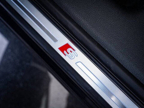 2025 Audi Q3 quattro S line Prem Plus 45 TFSI