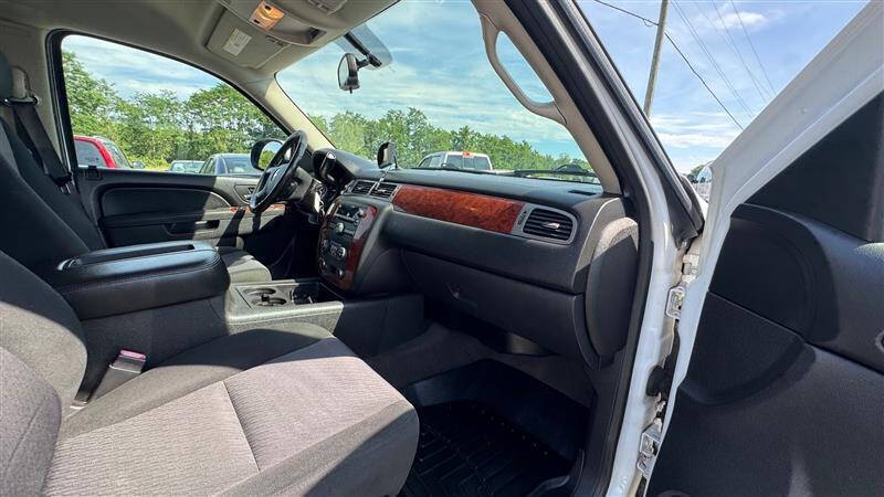 2011 Chevrolet Suburban LS
