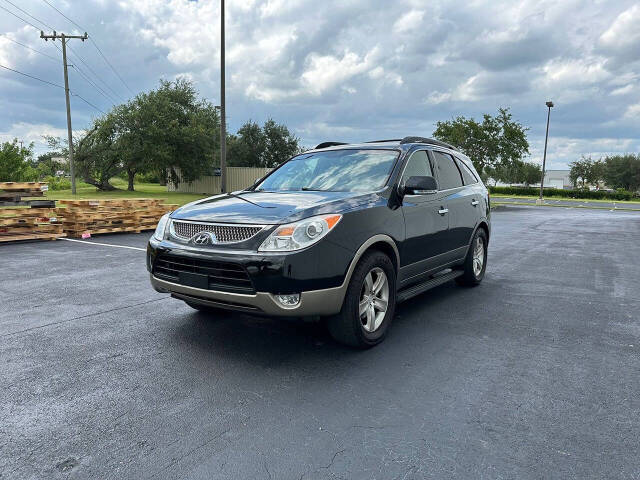 2008 Hyundai Veracruz for sale at FHW Garage in Fort Pierce, FL