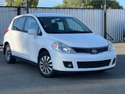 2011 Nissan Versa 1.8 S