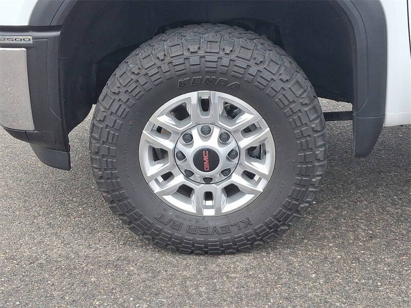 2024 GMC Sierra 2500HD Pro