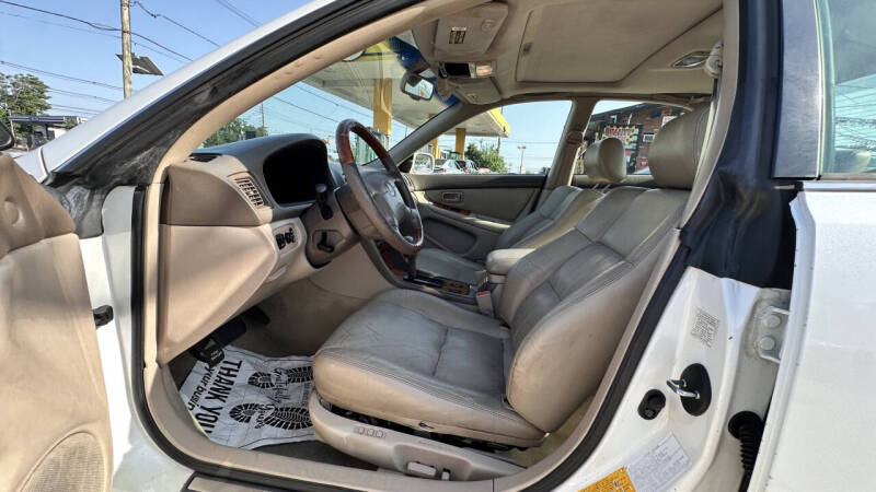 2000 Lexus ES 300