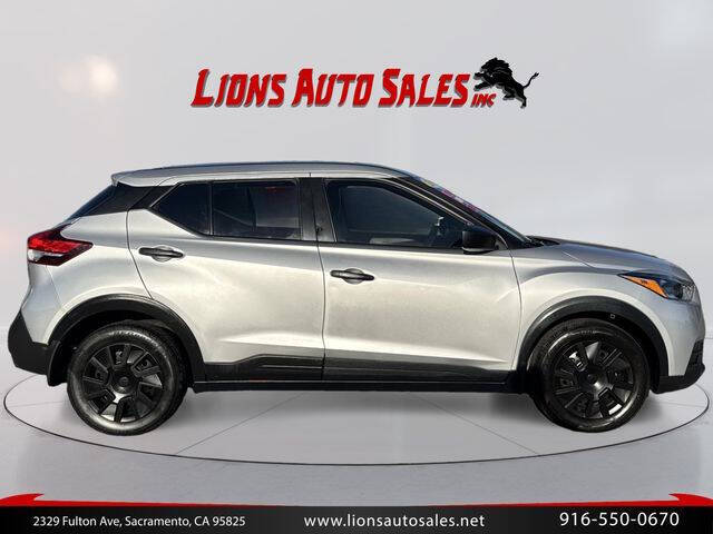 2020 Nissan Kicks S
