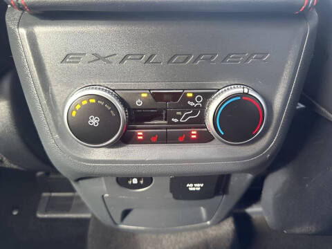 2025 Ford Explorer ST