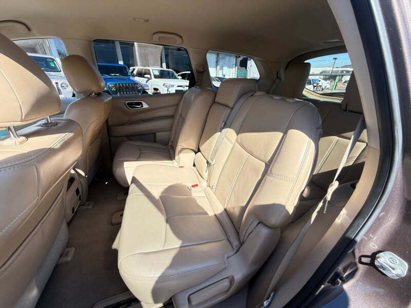 2015 Nissan Pathfinder SL