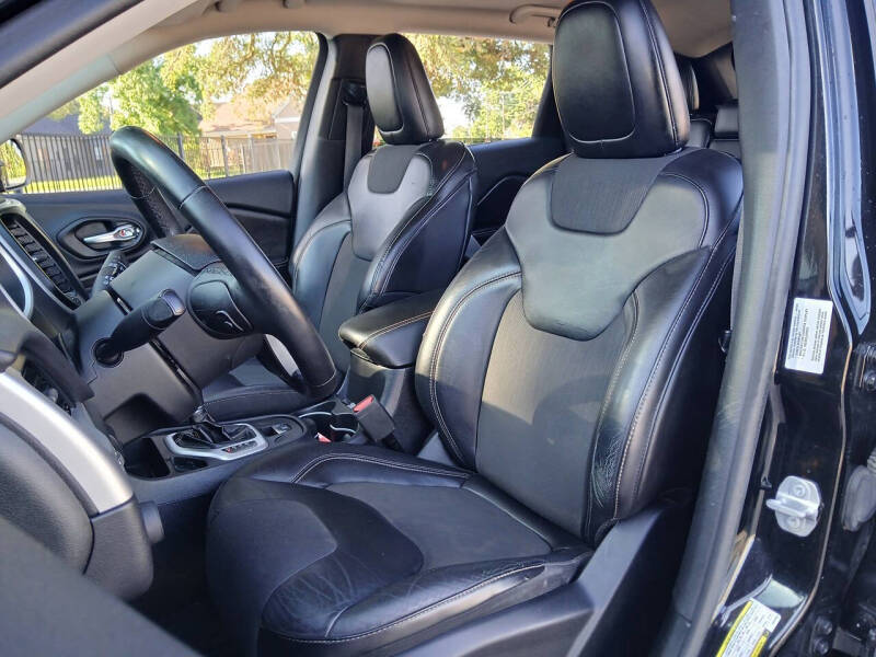 2018 Jeep Cherokee Latitude Plus