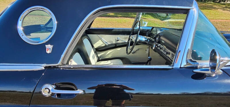 1955 Ford Thunderbird