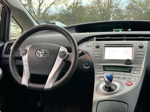 2013 Toyota Prius Plug-in Hybrid Advanced