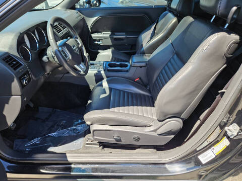 2013 Dodge Challenger SXT