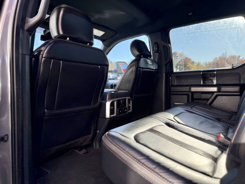 2022 Ford F-350 Super Duty Platinum