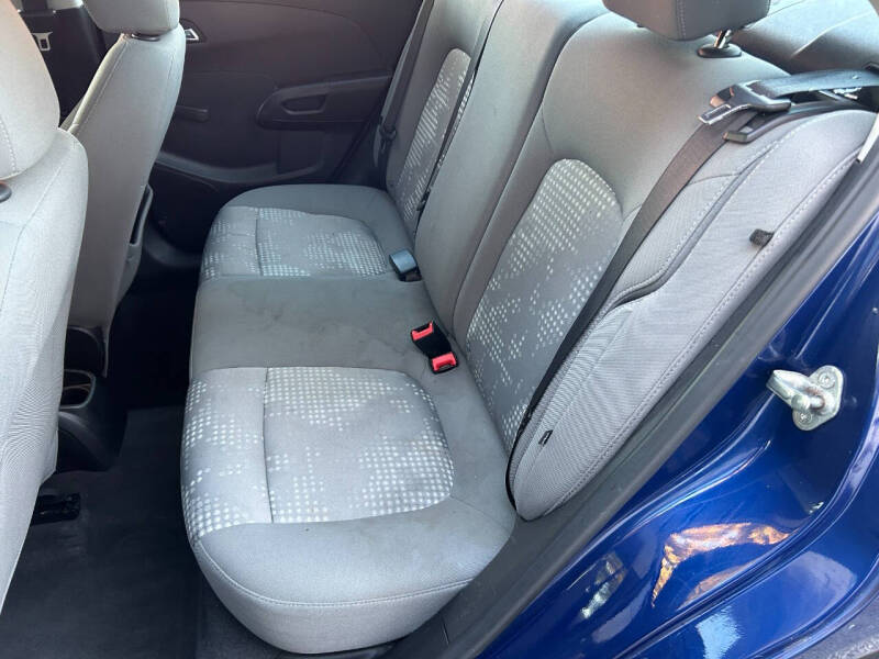 2013 Chevrolet Sonic LS Auto