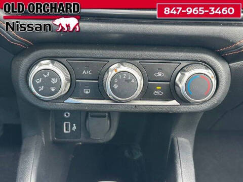 2021 Nissan Versa SR